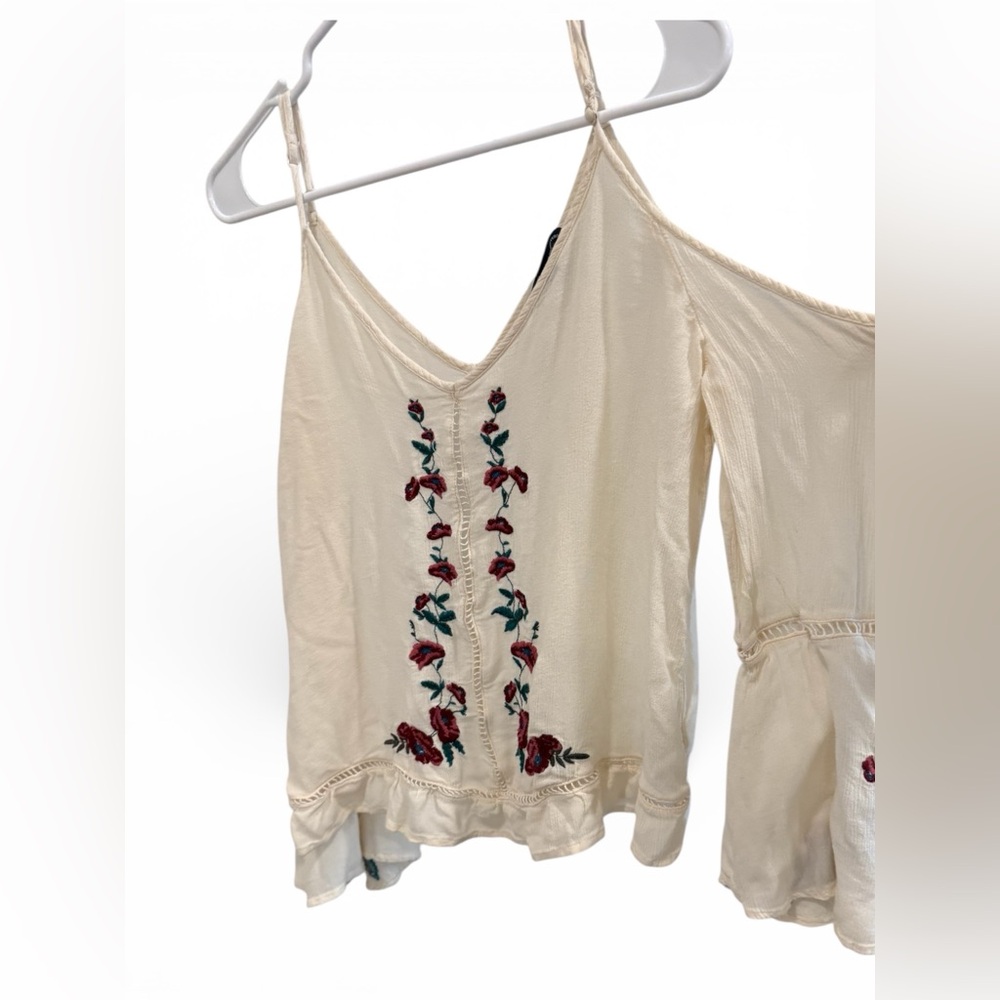American Eagle Outfitters Cream Floral Embroidered Top